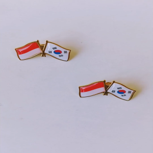 Pin Bros Lencana Kuningan Emas Bendera Persahabatan Indonesia dan Korea Selatan