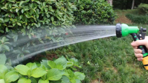 30M Expandable Garden Hose with 7 Function Spray Nozzle Flexible Water Gun for Gardening Washing Veggies