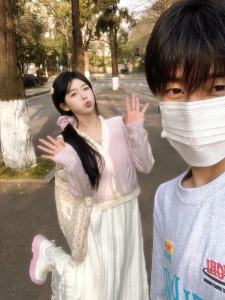 Áo Len Dệt Kim Cổ Chữ V Ngắn Cho Nữ Mùa Xuân Thu Áo Khoác Ngoài Cardigan Áo Khoác Ngoài Nhiều Lớp Áo Khoác Ngoài Kiểu Dáng Thông Thường