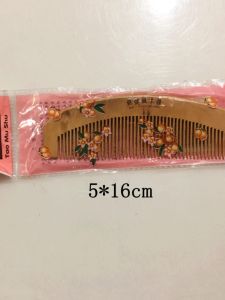 Simple Packaging Peach Wood Comb Wood Head One Yuan Small Ornament Full Hair Comb Daily Use Personal Care Tool