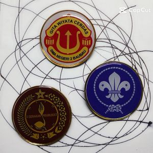 Pin Bulat Magnet Custom Logo Bulat 3cm Bahan Logam Coating Resin Anti Luntur