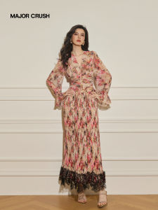 Vintage French Floral Lace Design Fashion Dress