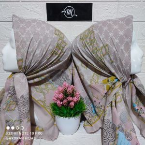 kerudung murah meriah guys lasercut kerudung segiempat motif journey kw manjda kw