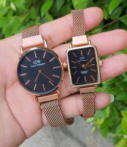 ใหม่ล่าสุด นาฬิกาแฟชั่น ดีไซน์สุดหรู นาฬิกาผู้หญิง สายแม่เหล็ก ปรับขนาดได้