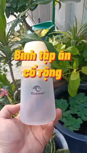 Bình tập ăn cổ rộng cho bé 160ml - 260ml Kichi bình tập ăn dặm silicone bóp mềm muỗng thìa silicon (Không BPA/BPS) có thể đút sữa bột hay cháo