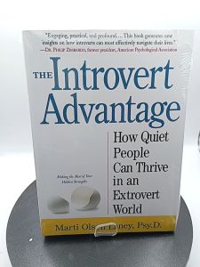 The Introvert Advantage by Marti Olsen Laney [OEM Paperback]