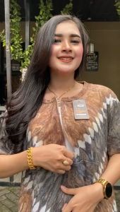 Daster Mayung Bahan Katun Motif Abstrak Releting Depan