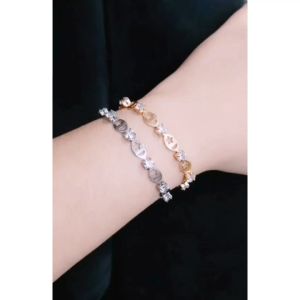 Lovelybutik - Gelang Tangan Titanium Anti Karat Dahlia  Gelang Tangan Wanita Titanium Uk 18 cm Warna [Silver][Emas] BONUS KOTAK PERHIASAN