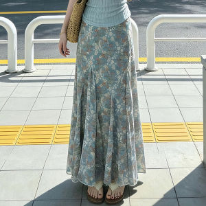 XUECAIQI | Attractive Lace Edge Short Sleeve Knit Top Floral Half Skirt Set