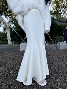 Váy Ngắn Dệt Kim Màu Đen Cho Nữ Dáng Chữ A Cạp Cao Ôm Sát Váy Đuôi Cá Có Dây Đeo Chất Liệu Polyester Mùa Thu