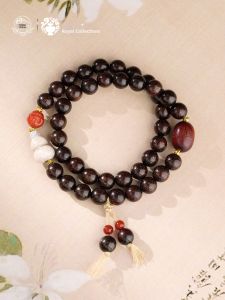 POTALA PALACE | Luxurious Minority Sandlewood Blood Wood Prayer Beads