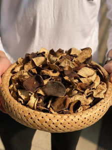 Authentic Xinhui Mijiu Dry Orange Peels 15 Years 20 Years 30 Years Fragmented Orange Peels Snacks Nutritious Food from China