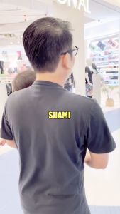 Black Mengkudu Anti Uban Shampoo