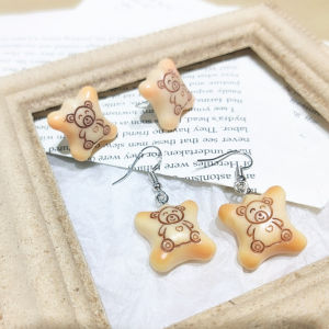 ต่างหูรูปหมีขนมเค้กน่ารักและสร้างสรรค์ ต่างหูรูปของเล่นอาหารแบบน่ารักและสร้างสรรค์สำหรับสาวๆ ต่างหูแบบคลิป