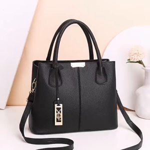 1970 ( READY STOCK ) PU SLING BAG EU FASHION HOUSE