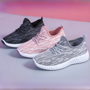 Womens Sports Casual Shoes Summer Mesh Breathable Non Slip Soft Bottom Running Shoes Plaid Not Tired Work Flat Cloth Shoes Tide