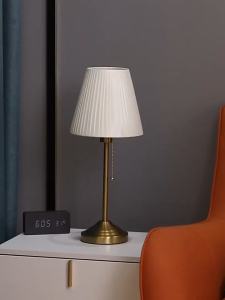 American Gold Metal Table Lamp Study Lamp Fabric Lamp Shade Aesthetic Bedroom Bedside Lamp Retro Desk Lamp With Zipper Switch For Bedroom Study