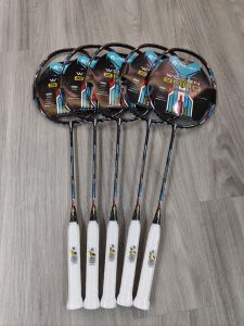 Felet Woven 8000 Pro racket