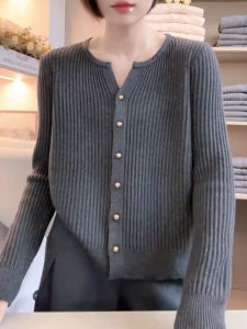 SUOXIMENG | Gray Patterned Large Size Knitted Top Womens Single Button Autumn New Style Simple Commute Daily Match Soft Medium Thickness