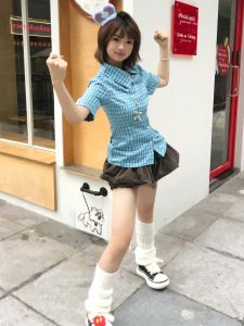 GUANSHU | เสื้อเชิ้ตแขนสั้นลายสก็อตสำหรับผู้หญิง ดีไซน์เข้ารูป