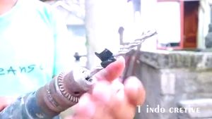 Dynabolt M10: Baut Dinabolt 10 & Bracket TV Dinding