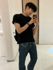 LIUBU | Áo Thun Tay Ngắn Phong Cách Mỹ Elegance Rugged Charm