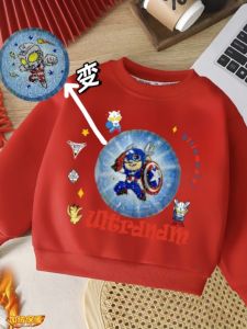 เสื้อฮู้ดคอตตอนบุขนแกะสีแดงสำหรับเด็ก ฤดูใบไม้ร่วง/ฤดูหนาว เสื้อคลุมกันหนาวแบบสวมหัว ปกตั้ง แขนยาว ปกตั้ง ปกตั้ง