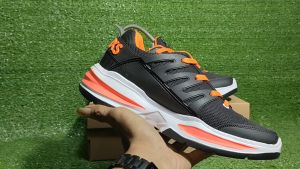 sepatu olahraga pria#sepatu running