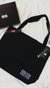 Tote bag Uniqlo Limited edition / Tote bag Kanvas Uniqlo