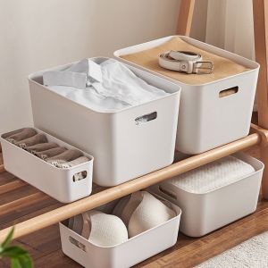 กล่อง กล่องเก็บของ มี 5 ขนาด พร้อมฝาปิด กล่องพลาสติก กล่องพลาสติกกล่องเก็บของ กล่องเก็บของอเนกประสงค์ ใส่ของใช้อเนกประสงค์ทั่วไป