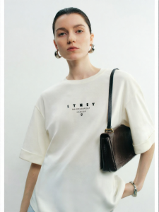 Logo Printed Turn-up Sleeve Classic T-Shirt Light and Comfortable