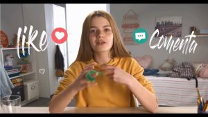 🔥B.two👍 Magic Twisty Fuzzy Worm Wiggle Moving Sea Horse Kids Close-Up Street Comedy Magic Tricks Toys