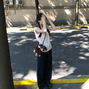 VKSOD | เสื้อยืดแขนพองสไตล์หวานพร้อมเข็มขัด กางเกงขายาวหลวมเอวสูงสไตล์ฝรั่งเศส ชุดสองชิ้นสำหรับผู้หญิงในฤดูร้อนปี 2025