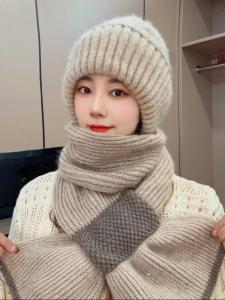 Thickened Knitted Hat Scarf Set Autumn Winter Warm Fashionable Color Block Fleece round Top No Brim Casual Style for Women