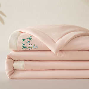 Bamboo Fiber Summer Air Conditioning Quilt