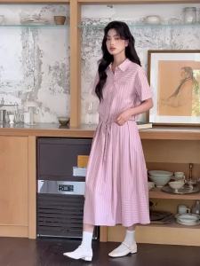Chân Váy A-Line Giảm Eo Cao Cổ Đính Sọc Hồng