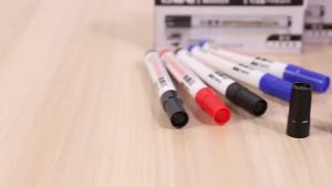 COD hiteboard marking brushboard label whiteboard marking water -based pen wipe school office supplies