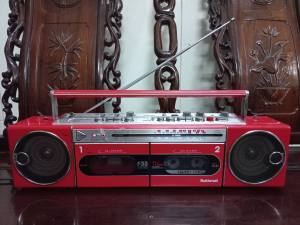 Cassette National RX-F33 còn đẹp như hình zin nguyên bản.