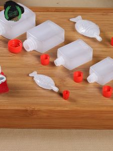 Disposable Plastic Soy Sauce Bottle for Sushi Fast Food Small Seasoning Bottle 100 Pieces Four Portions Three Flowers Brand