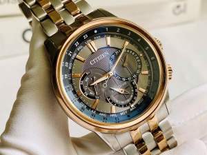 ĐỒNG HỒ NAM CHÍNH HÃNG CITIZEN BU2026-57H Eco Drive Grey Dial Chronograph Demi Gold Stainless Steel For Men