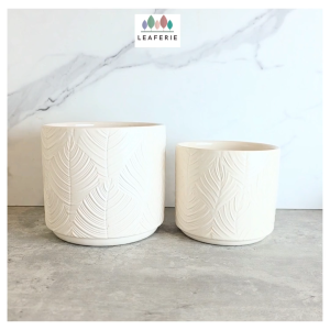 The Leaferie Ovelle plant pots. flowerpot . ceramic . flowerpots . flower pot . planter . planters . Plants