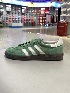 adidas | Classic Low-Cut Handball Spezial Shoes