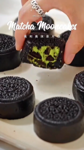 Matcha Cheese Mooncake Cake Snacks Pastry 抹茶乳酪巧克力月饼糕零食糕点
