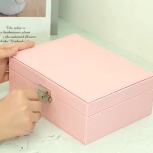 RK Kotak Tempat Penyimpanan Aksesoris Perhiasan Emas Gelang KP03