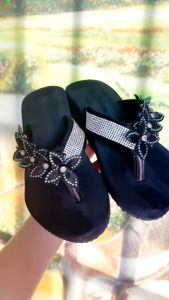 Dép xốp xỏ ngón quai kẹp nữ đính đá đế cao su cứng chống trơn trượt cao thấp đa dạng siêu nhẹ êm ái chắc chắn thời trang