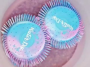 Water Splashing Flying Disc Swimming Pool Toys Flying Spinner Toy for Kids and Adults for Park Beach and Backyard Games