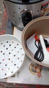 Nồi cơm điện 3L SUNHOUSE SHD8305