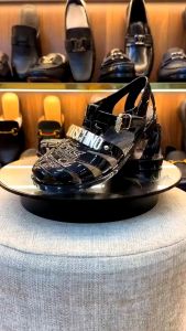 Dép Dọ Moschino dành cho nam thời trang siêu đẹpSandal cực hót 2023