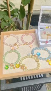 Colorful Glass Crystal Childrens Bracelet Female Pink Crystal Beaded Couple Best Friend Student Bracelet Small Daisy Bracelet Glass Elastic Sunflower Bracelet Bracelet Gelang Kaca Kristal手链