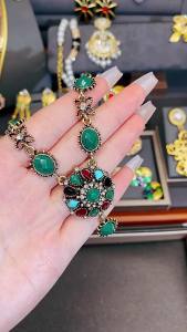 Dây Chuyền Hoa Tròn Hình Giọt Nước Đính Đá Nhiều Màu Sắc Dành Cho Nữ Phong Cách Cổ Điển Trang Nhã Bộ Trang Sức Hợp Kim Đồng.